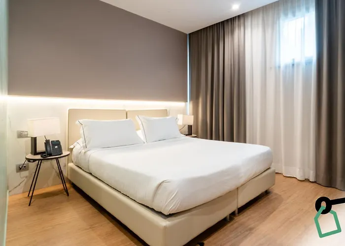 Hotel Hotiday Porto 4*