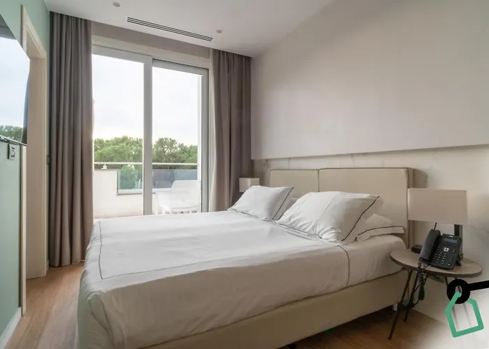 Hotiday Porto Hotel